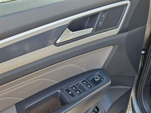 Used 2021 Volkswagen Atlas Cross Sport SEL AWD/4WD image 11