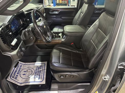 Used 2023 Chevrolet Silverado 1500 High Country w/ LPO, Dark Essentials Package AWD/4WD image 20