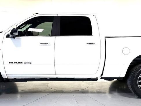 Used 2022 RAM 2500 Limited AWD/4WD image 8