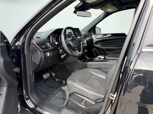 Used 2018 Mercedes-Benz GLE 43 AMG 4MATIC image 17