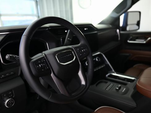 Used 2026 GMC Sierra 2500 Denali Ultimate image 20