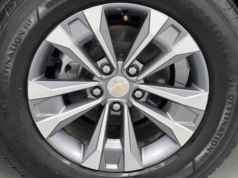 Used 2025 Chevrolet Equinox LT FWD image 61