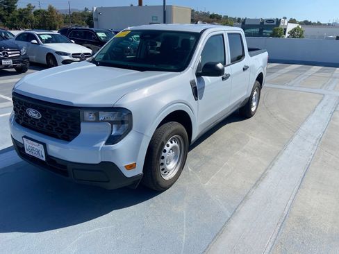 Used 2025 Ford Maverick XL w/ Equipment Group 102A AWD/4WD image 5