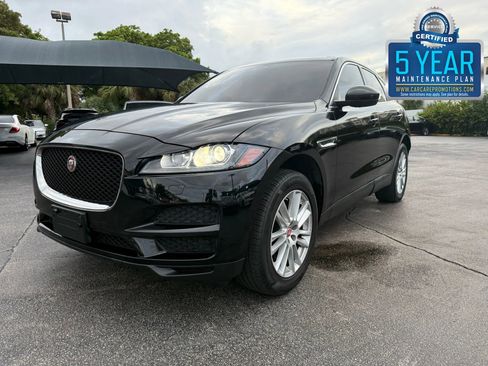 Used 2020 Jaguar F-PACE Prestige image 1