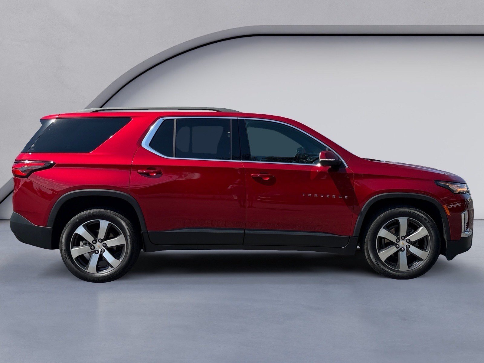Used 2023 Chevrolet Traverse LT w/ LT Premium Package AWD/4WD image 6