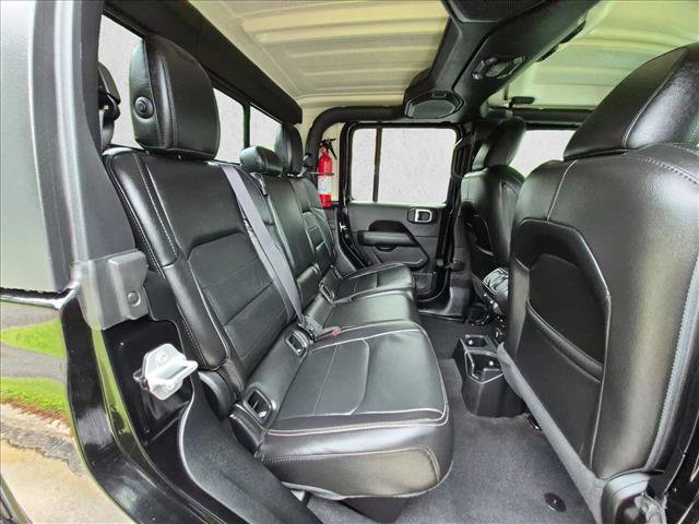 Used 2020 Jeep Gladiator Overland AWD/4WD image 22