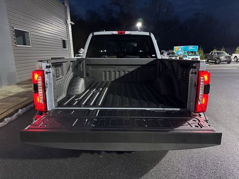 New 2026 Ford F350 Lariat w/ Black Appearance Package AWD/4WD image 6