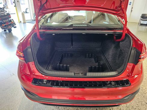 New 2025 Volkswagen Jetta SE image 14