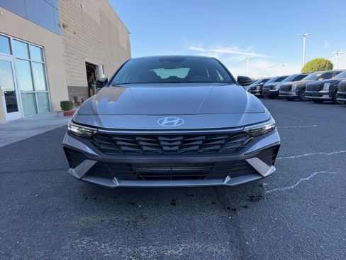 Used 2025 Hyundai Elantra Sport w/ Cargo Package FWD image 23