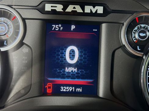 Used 2021 RAM 1500 Big Horn AWD/4WD image 18
