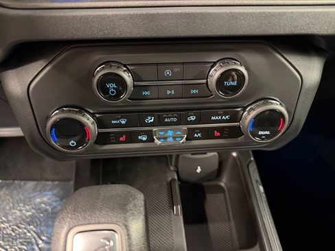 New 2026 Ford Bronco Big Bend AWD/4WD image 13