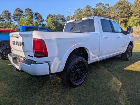 New 2025 RAM 2500 Limited image 4