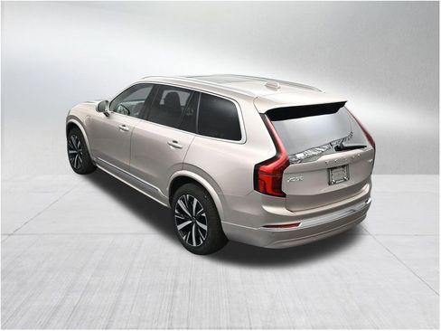 New 2026 Volvo XC90 T8 Core AWD/4WD image 15