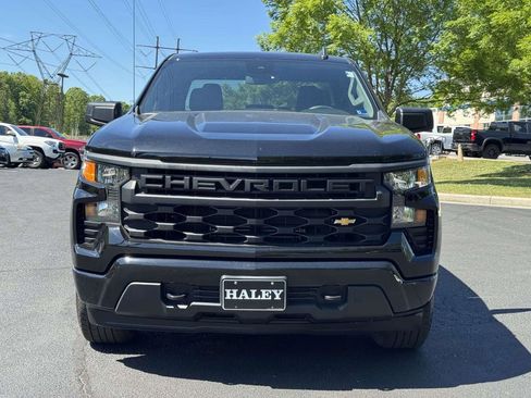 Used 2023 Chevrolet Silverado 1500 Custom AWD/4WD image 26