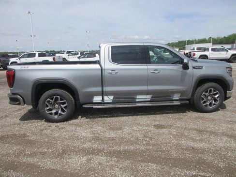 New 2026 GMC Sierra 1500 SLT w/ SLT Premium Plus Package AWD/4WD image 3