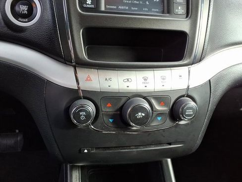 Used 2016 Dodge Journey SXT w/ Premium Group image 12