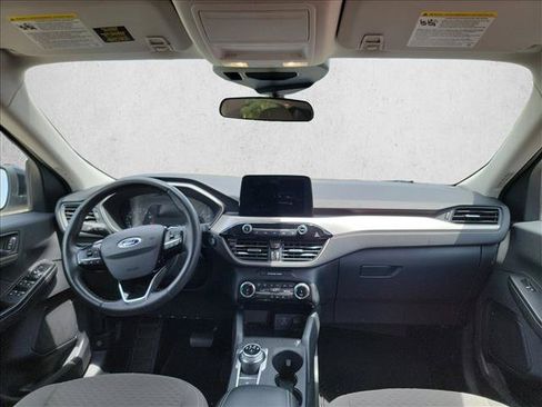 Used 2022 Ford Escape SE w/ SE Sport Appearance Package FWD image 17
