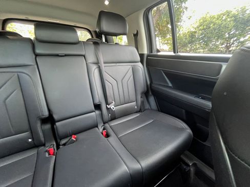 Used 2025 Hyundai Santa Fe SEL image 40