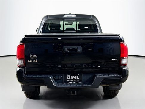 Used 2021 Toyota Tacoma SR5 w/ Technology Package image 12