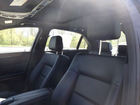 Used 2011 Mercedes-Benz E 350 4MATIC Sedan image 12