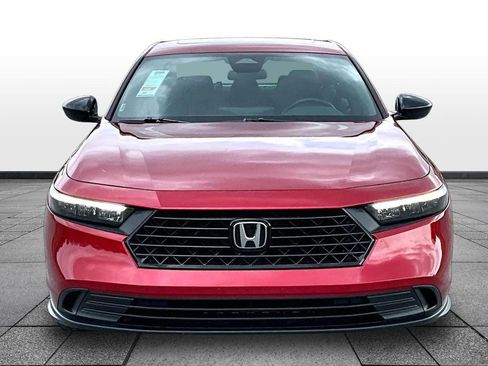 Used 2024 Honda Accord Sport image 3