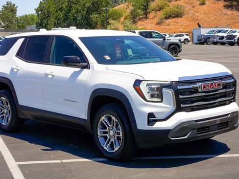 Used 2026 GMC Terrain Elevation w/ Technology Package II image 7