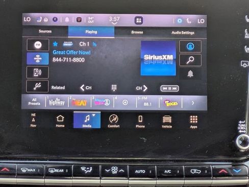 Used 2024 Jeep Wagoneer L Series II w/ Flexible Seating Group image 19