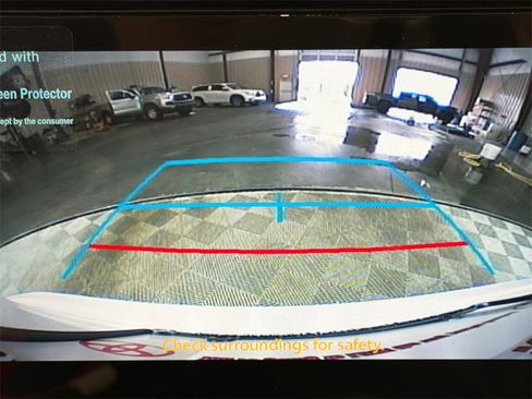 Used 2025 Toyota Corolla LE image 29