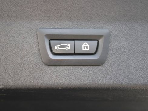 Used 2022 BMW X4 M w/ Competition Package image 9