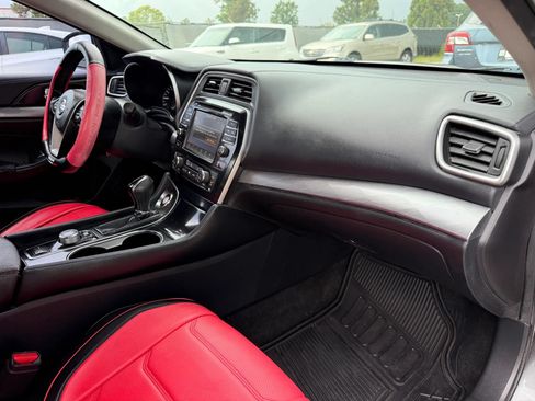 Used 2017 Nissan Maxima 3.5 S FWD image 19