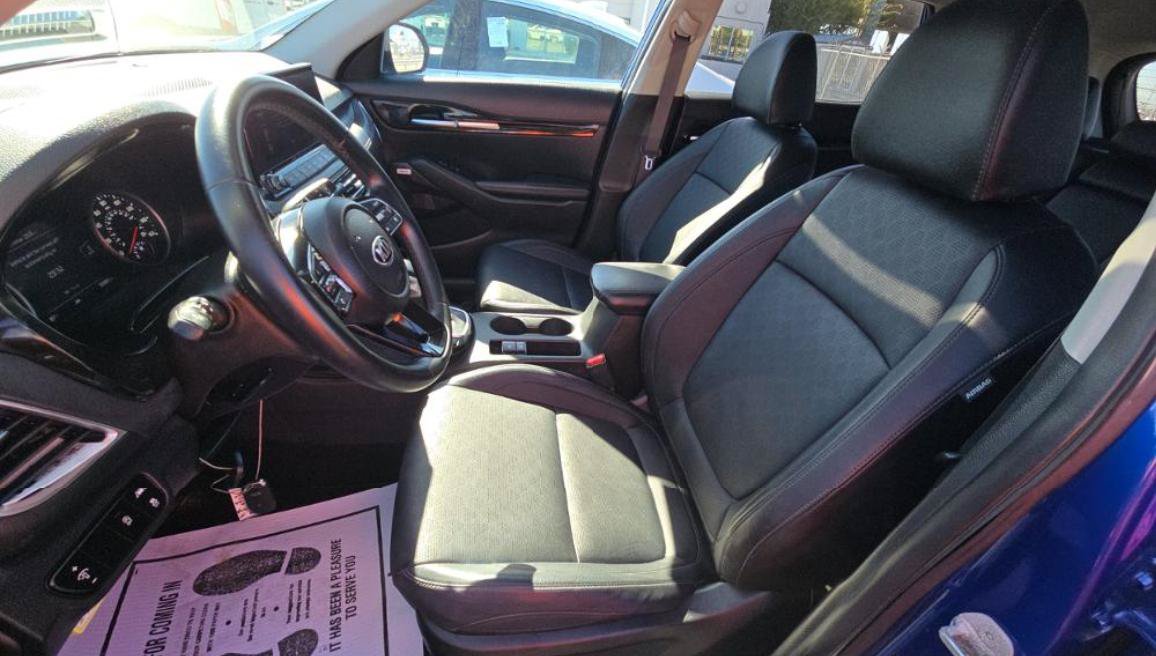 Used 2021 Kia Seltos SX w/ SX Sunroof Package AWD/4WD image 9