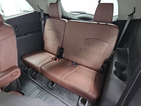 Used 2020 Buick Enclave Avenir w/ Avenir Technology Package FWD image 37