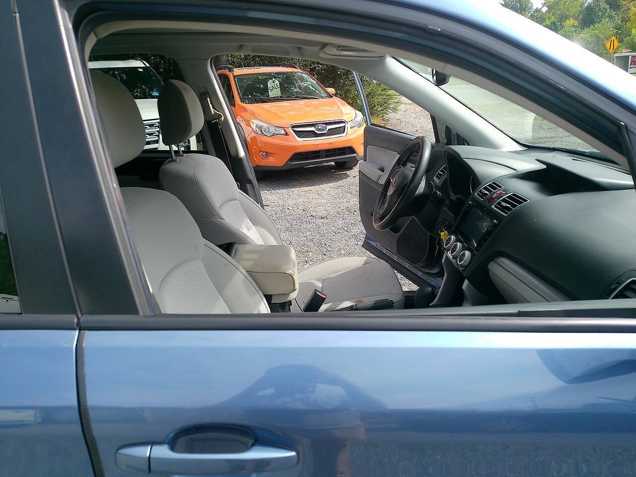 Used 2016 Subaru Forester 2.5i Premium w/ Popular Package #1 AWD/4WD image 11