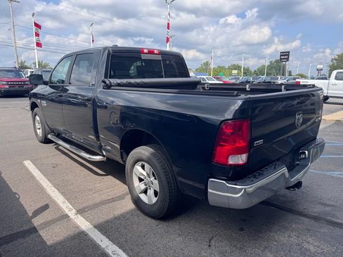 Used 2019 RAM 1500 Classic SLT AWD/4WD image 5