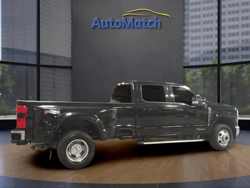 Used 2025 Ford F350 Lariat AWD/4WD image 12
