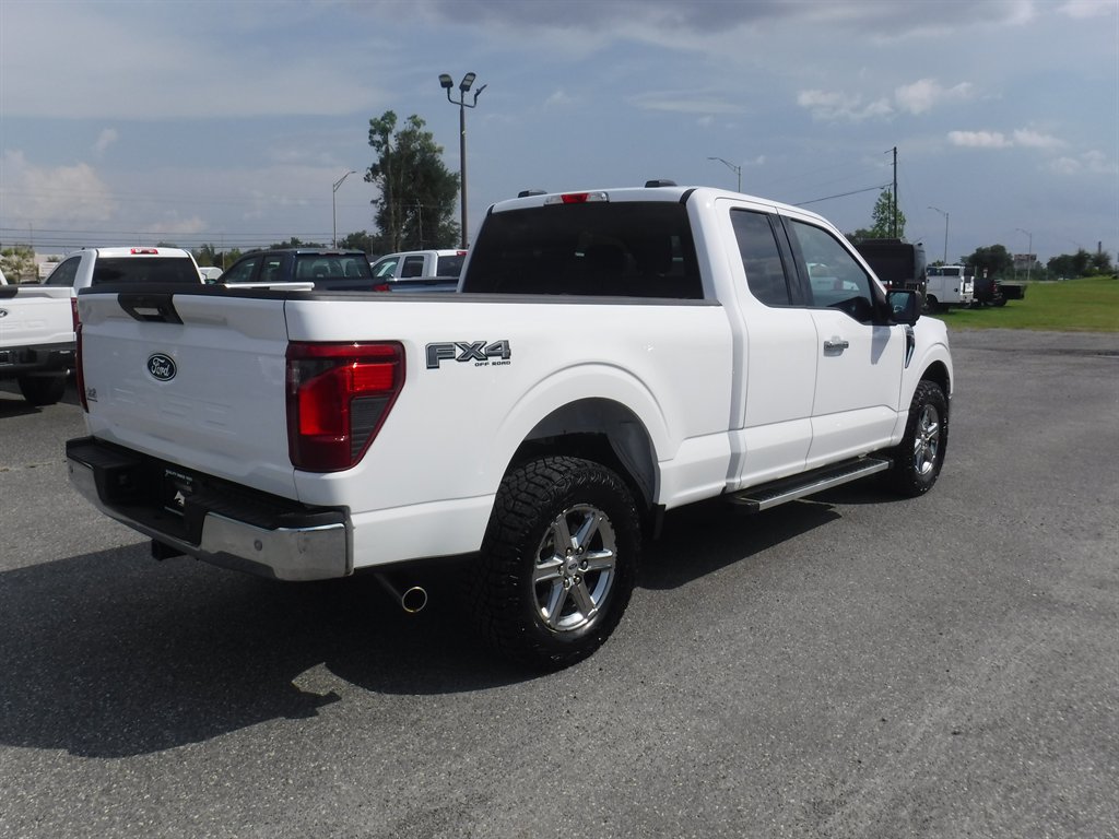 Used 2024 Ford F150 XLT w/ FX4 Off-Road Package AWD/4WD image 2