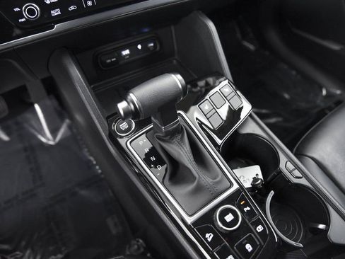 Used 2023 Kia Sportage EX image 25