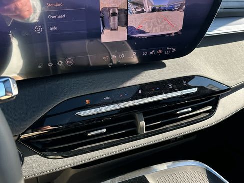 New 2025 Buick Enclave Sport Touring w/ Super Cruise Package image 16