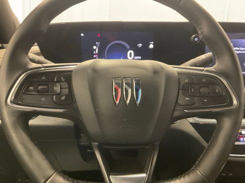 Used 2024 Buick Envista Avenir FWD image 16