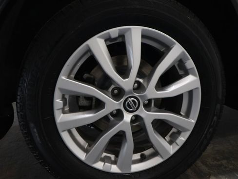 Used 2021 Nissan Rogue Sport SV AWD/4WD image 33