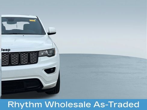 Used 2019 Jeep Grand Cherokee Altitude AWD/4WD image 36