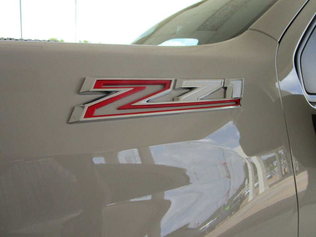 New 2026 Chevrolet Silverado 2500 Custom w/ Custom Value Package AWD/4WD image 15