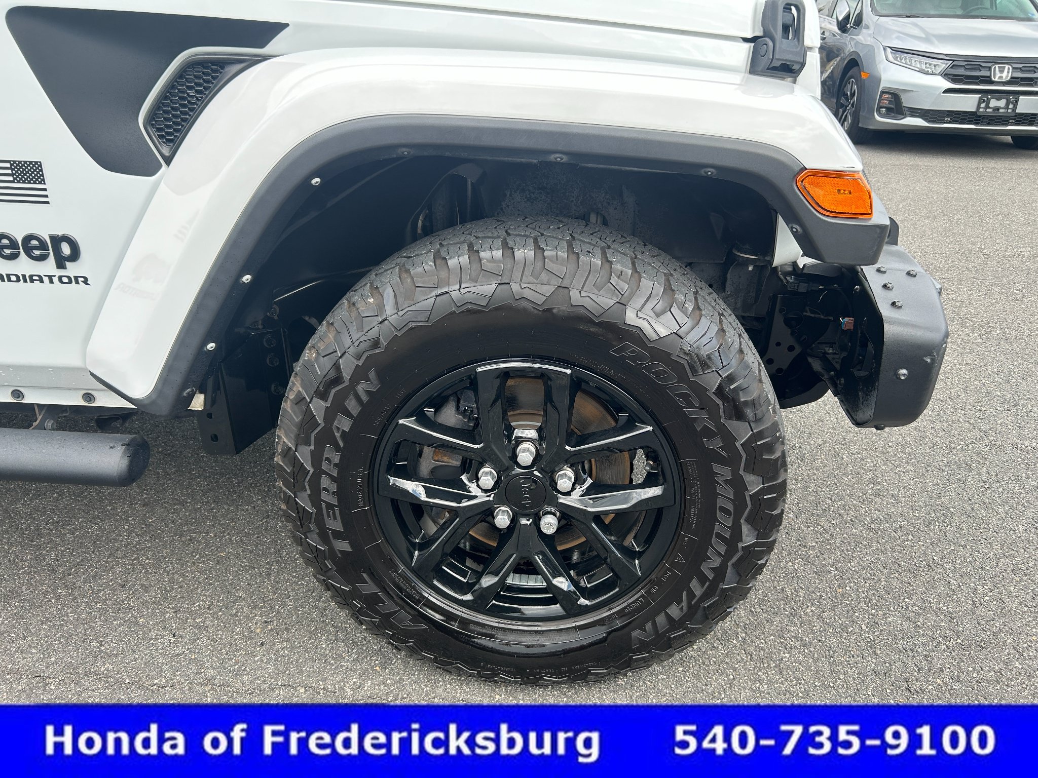 Used 2023 Jeep Gladiator Sport AWD/4WD image 31