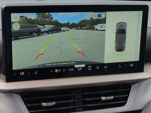 New 2025 Ford Explorer Active image 22