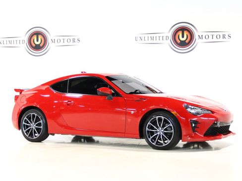 Used 2020 Toyota 86 RWD image 7