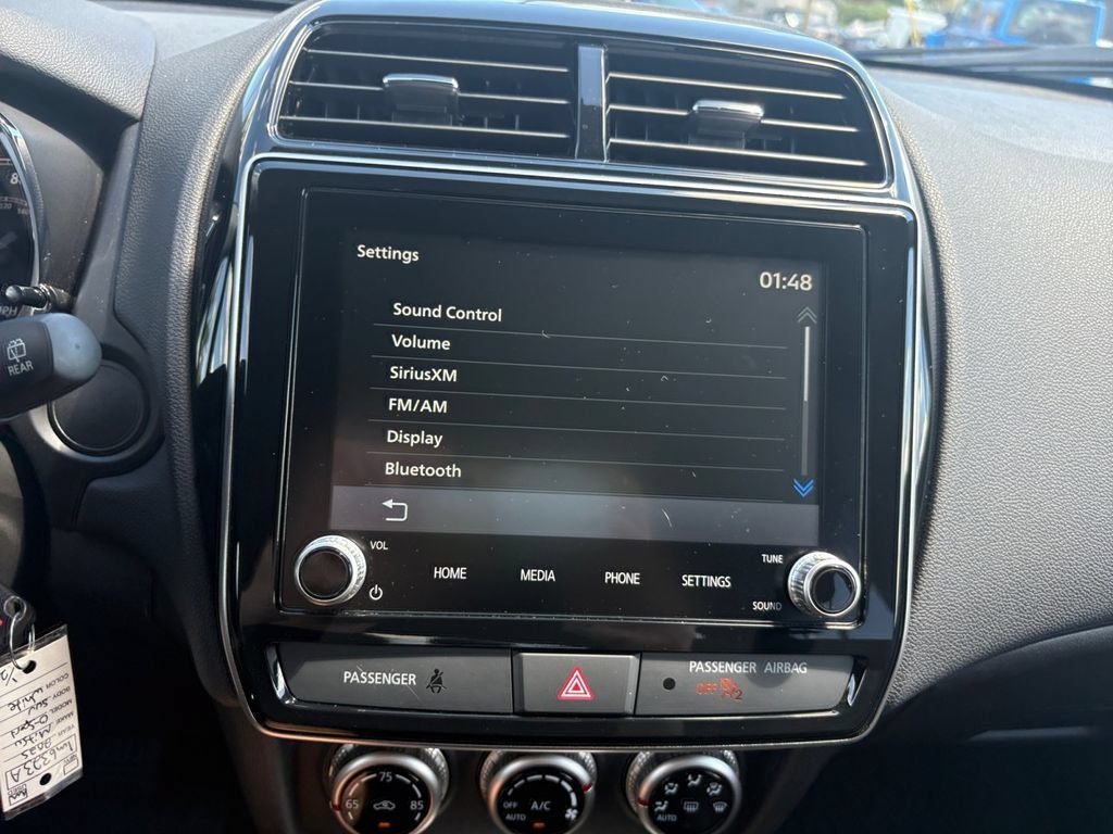 Used 2025 Mitsubishi Outlander Sport LE AWD/4WD image 19