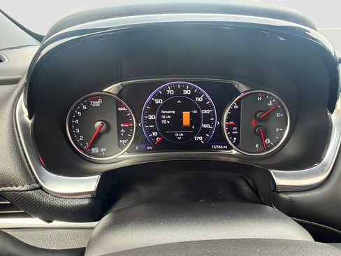 Used 2023 Chevrolet Traverse Premier image 42