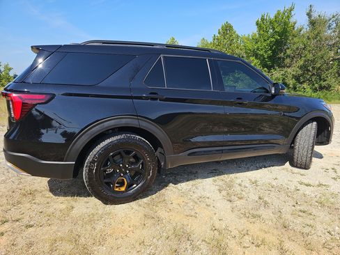 Used 2026 Ford Explorer Tremor w/ Tremor Ultimate Package AWD/4WD image 3