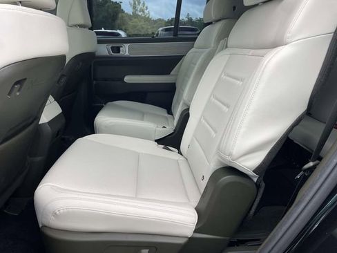 Certified 2024 Hyundai Santa Fe Calligraphy AWD/4WD image 10