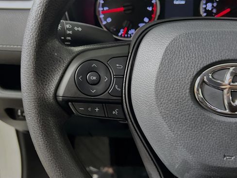 Used 2022 Toyota RAV4 LE FWD image 19